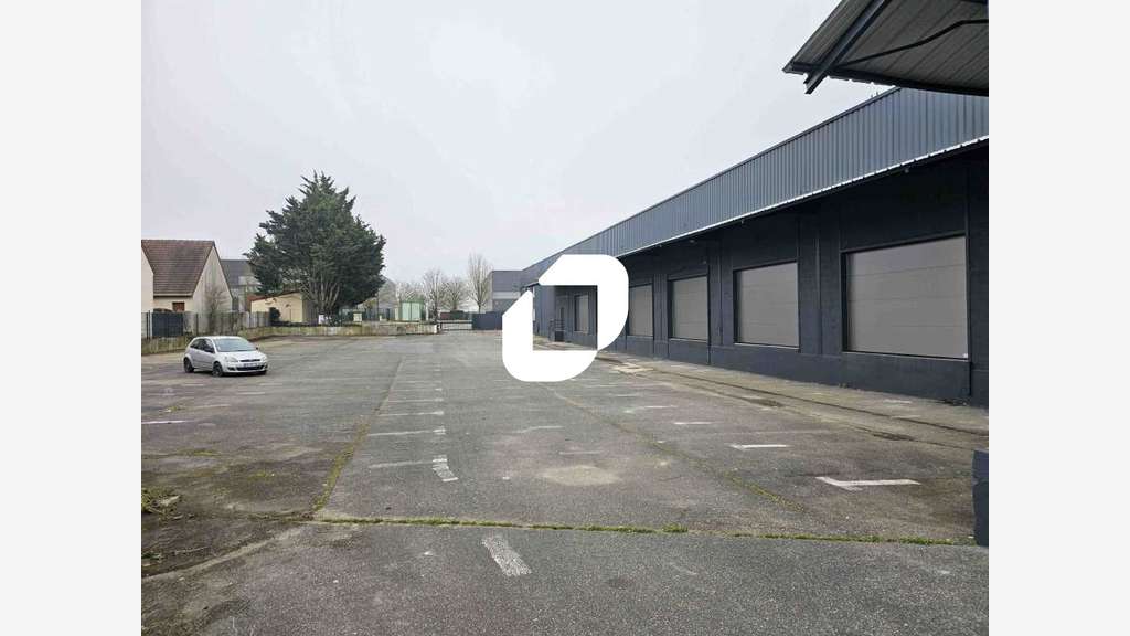 A louer Local d'activité 5533m² Le mesnil amelot