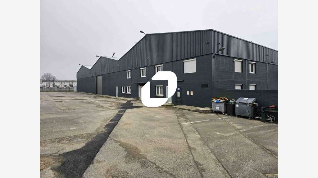 A louer Local d'activité 5533m² Le mesnil amelot