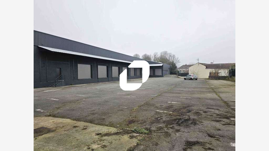 A louer Local d'activité 5533m² Le mesnil amelot