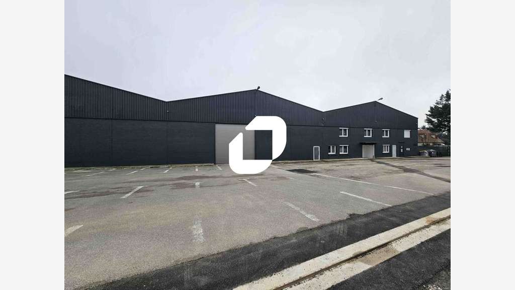 A louer Local d'activité 5533m² Le mesnil amelot