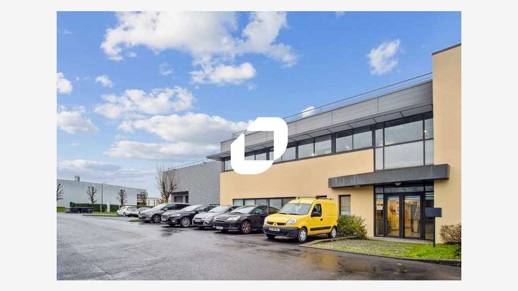 A louer Local d'activité 2500m² Le mesnil amelot