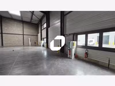 A louer Local d'activité 281m² Le mesnil amelot