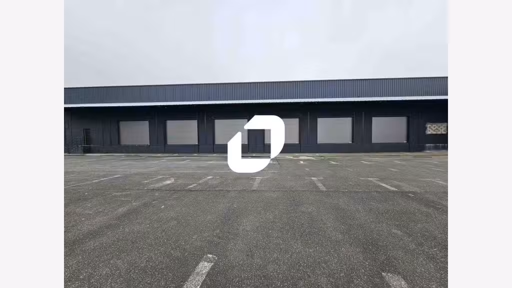 A louer Local d'activité 5533m² Le mesnil amelot