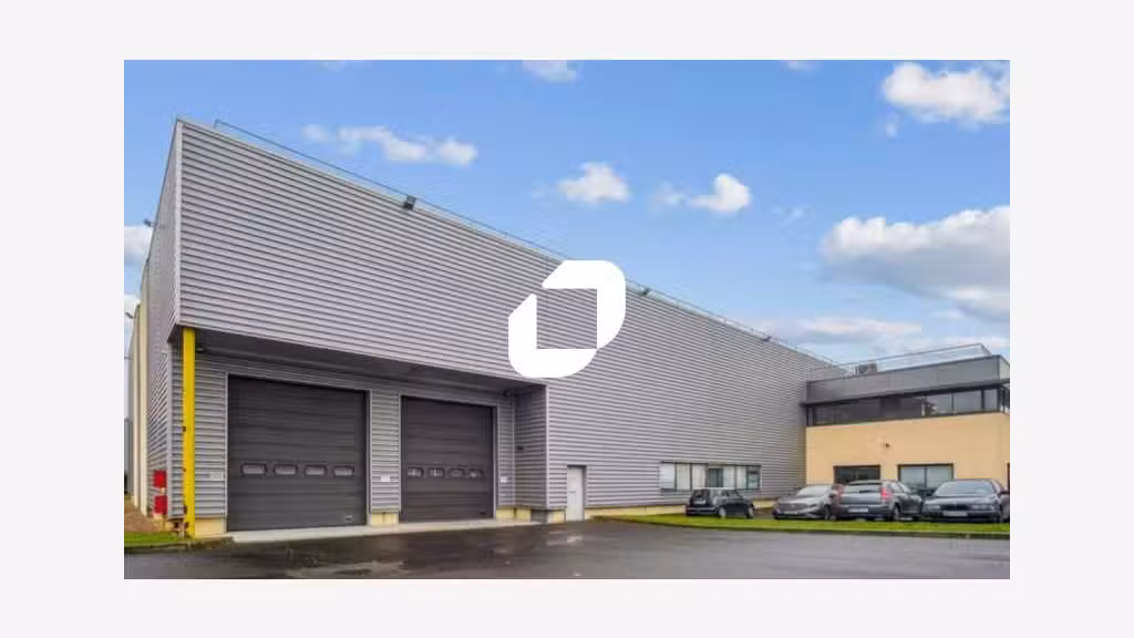 A louer Local d'activité 5000m² Le mesnil amelot