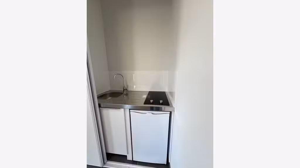 Local d'activté neuf de 170m2 à Louer