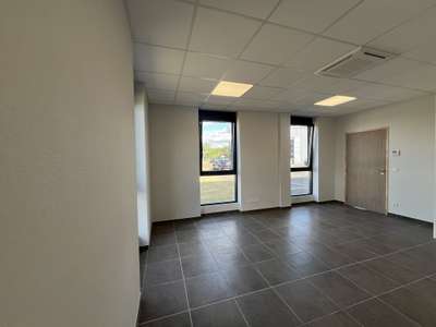 Local d'activté neuf de 170m2 à Louer