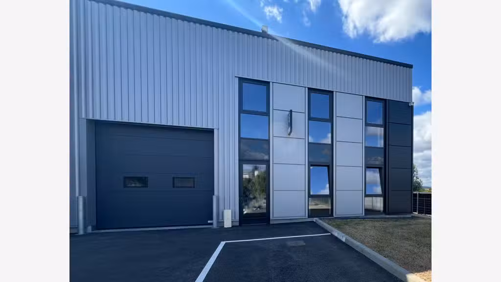 Local d'activté neuf de 170m2 à Louer