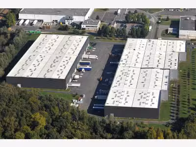À louer entrepôt de 500 à 11 300m² au Meux