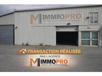 Location Locaux d'activités - Entrepôts au Muy