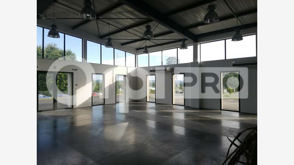 A Louer local d'activités de 767m² à Limoges Nord