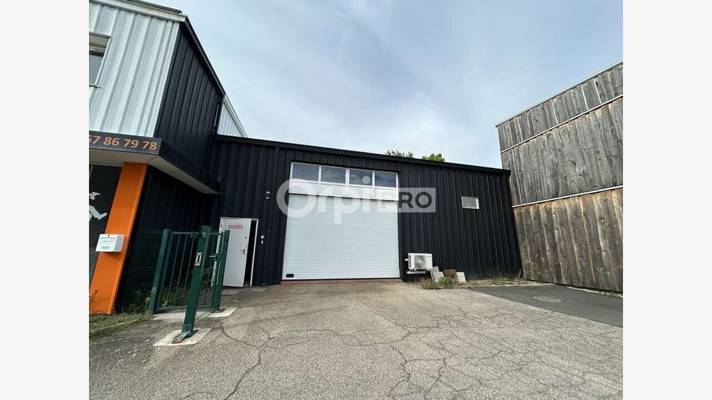 Local activité 229m² à louer au Palais-sur-Vienne