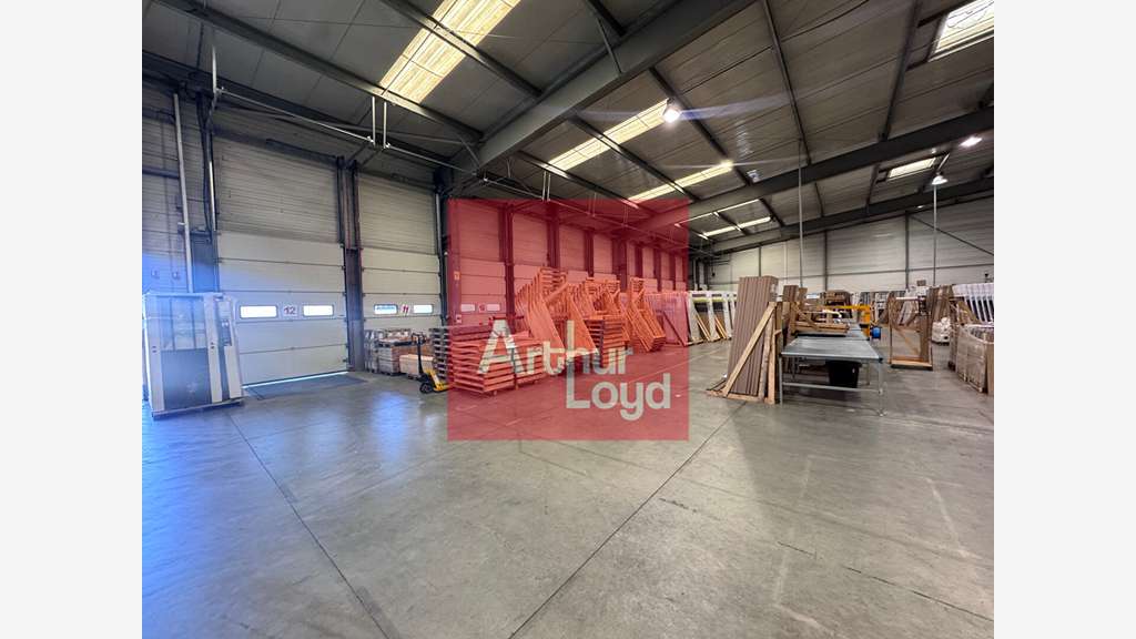 Local logistique 5000m² à louer le Passage d'Agen