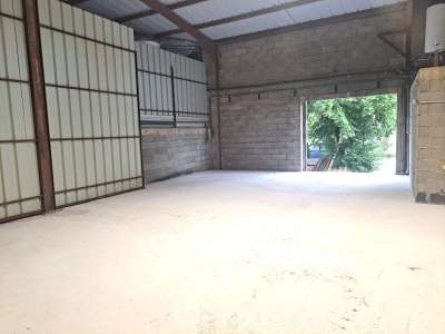 Location Locaux d'activités - Entrepôts à Grasse