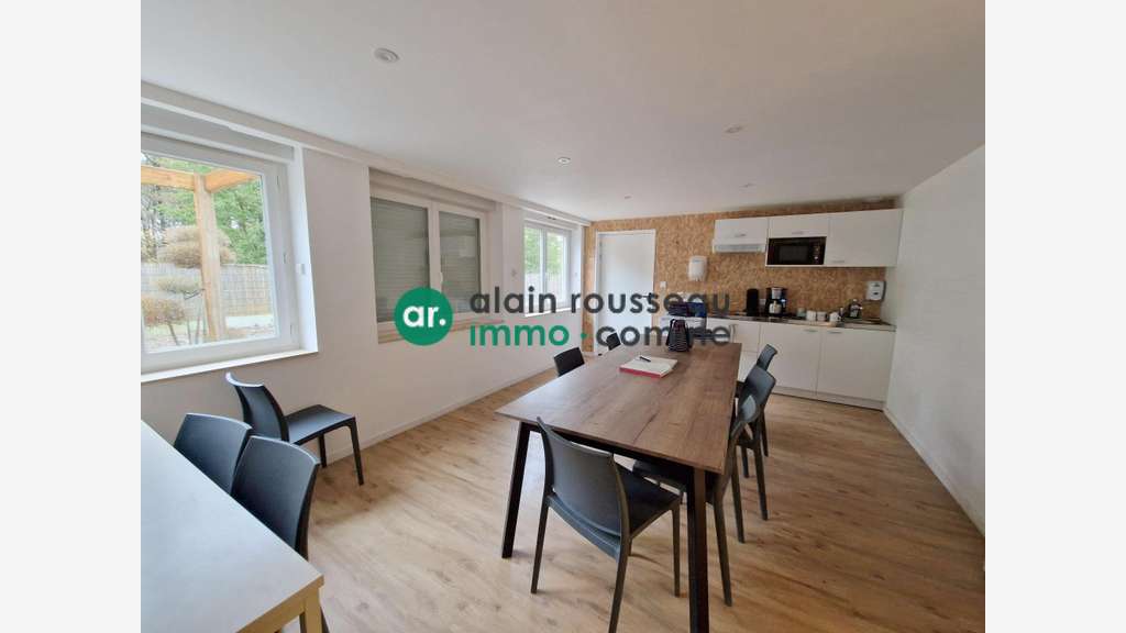 A louer local activité 346m² Le Plessis-Grammoire