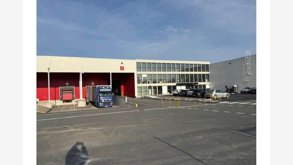 À louer – Entrepôt de 2 000 m² à Le Poinçonnet – I
