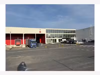 À louer entrepôt de 2 000m² à Le Poinçonnet 