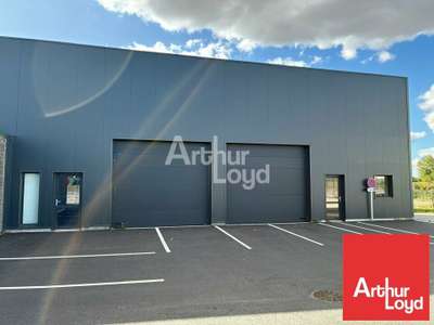 LOCAL D'ACTIVITE - A LOUER 252M² - POIRE SUR VIE