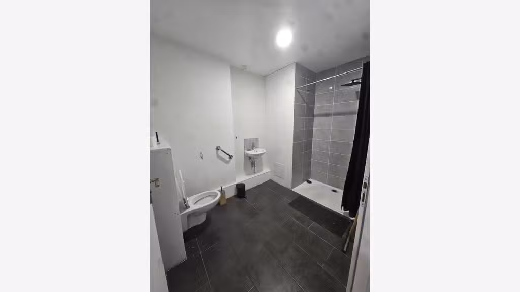 A louer entrepôt 260m² Nord-ouest Roche-sur-Yon