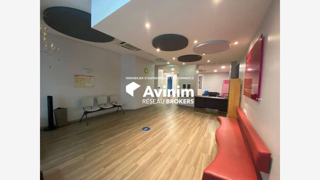 A louer bâtiment médical de 274m² au Pont-de-Claix