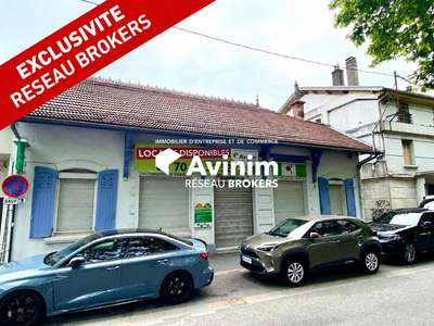 A louer bâtiment médical de 274m² au Pont-de-Claix