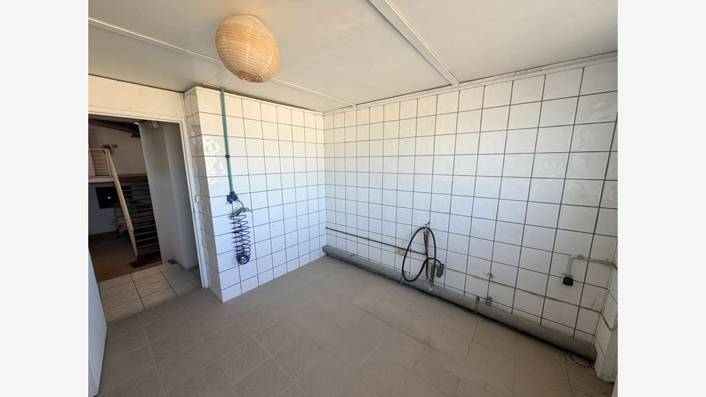 A louer local d'activité 210m² au Pradet