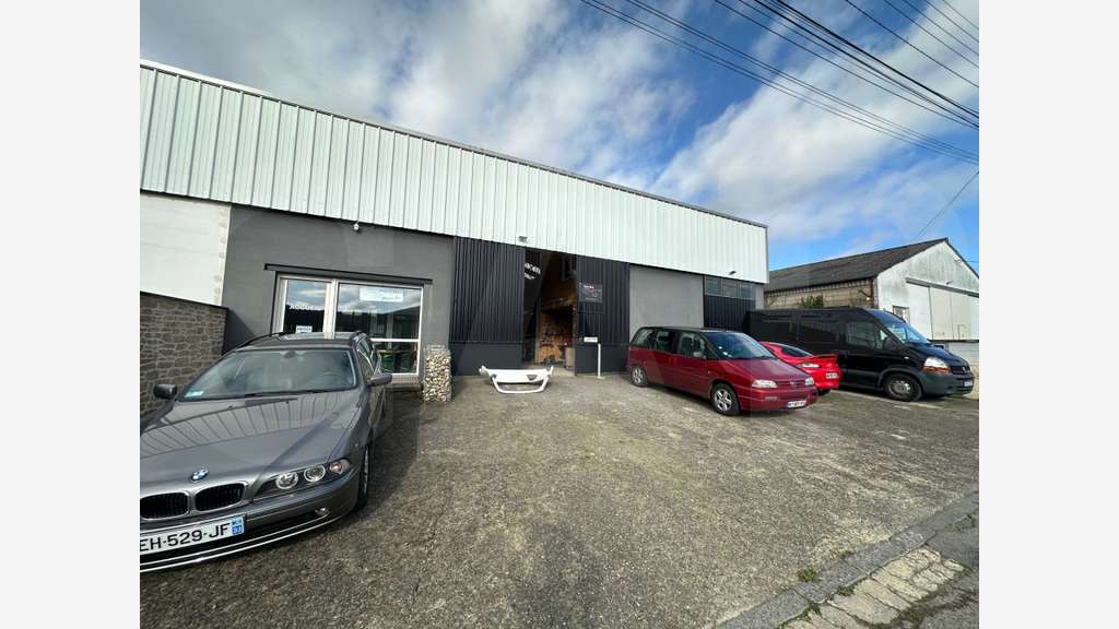 Location cellule d'activité 410m² Le Rheu