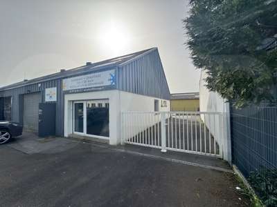 Location Locaux d'activités - Entrepôts au Rheu