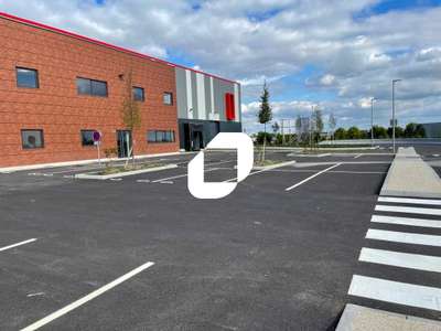 Location Locaux d'activités - Entrepôts au Thillay