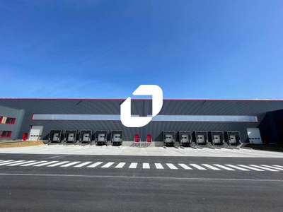 Location Locaux d'activités - Entrepôts au Thillay