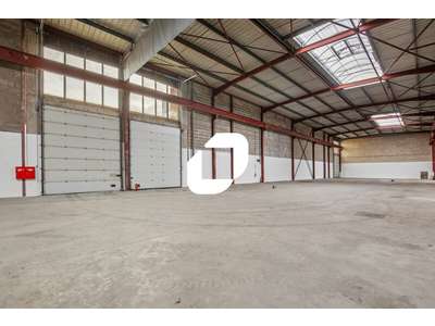 Location Locaux d'activités - Entrepôts au Thillay