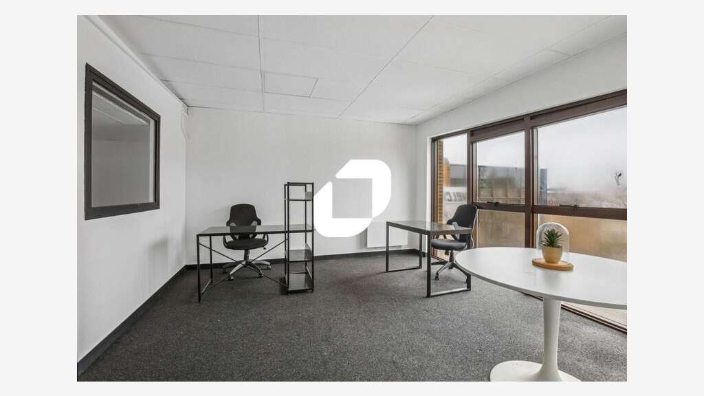 A louer Local d'activité 1297m² Le thillay