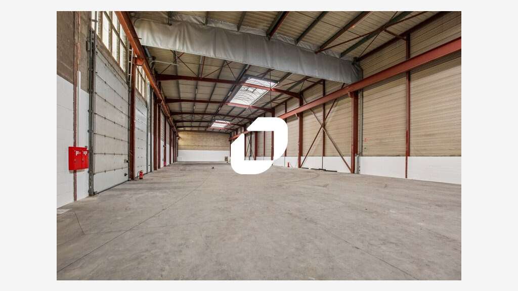 A louer Local d'activité 1297m² Le thillay