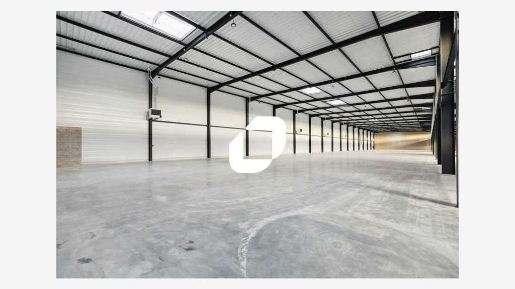 A louer Local d'activité 1572m² Le thillay