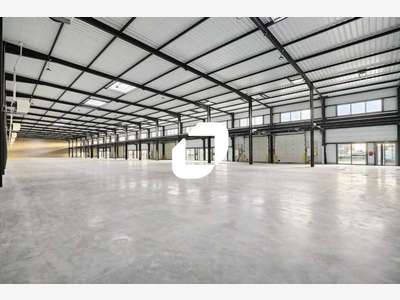 A louer Local d'activité 720m² Le thillay