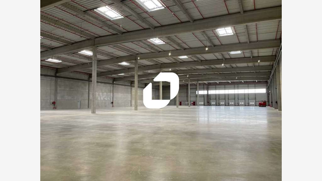 A louer Local d'activité 6232m² Le thillay