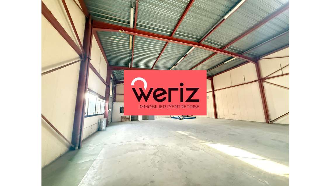 A louer local d'activité 459m² Le Tholonet