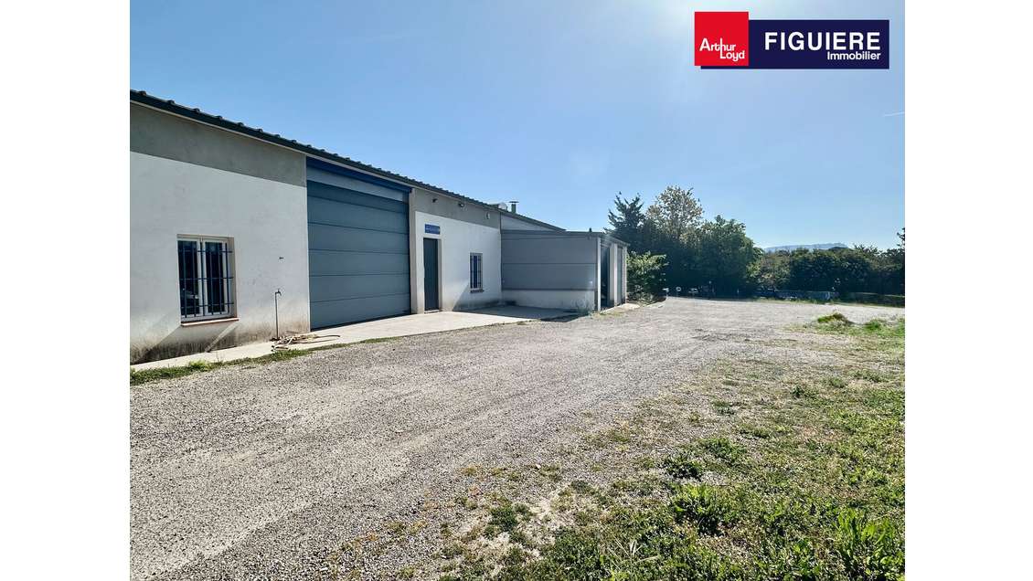 EXCLUSIVITE locaux d'activités 400m² Le Tholonet