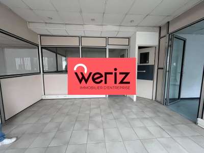 Location entrepôts 377m² à Aix-en-Provence