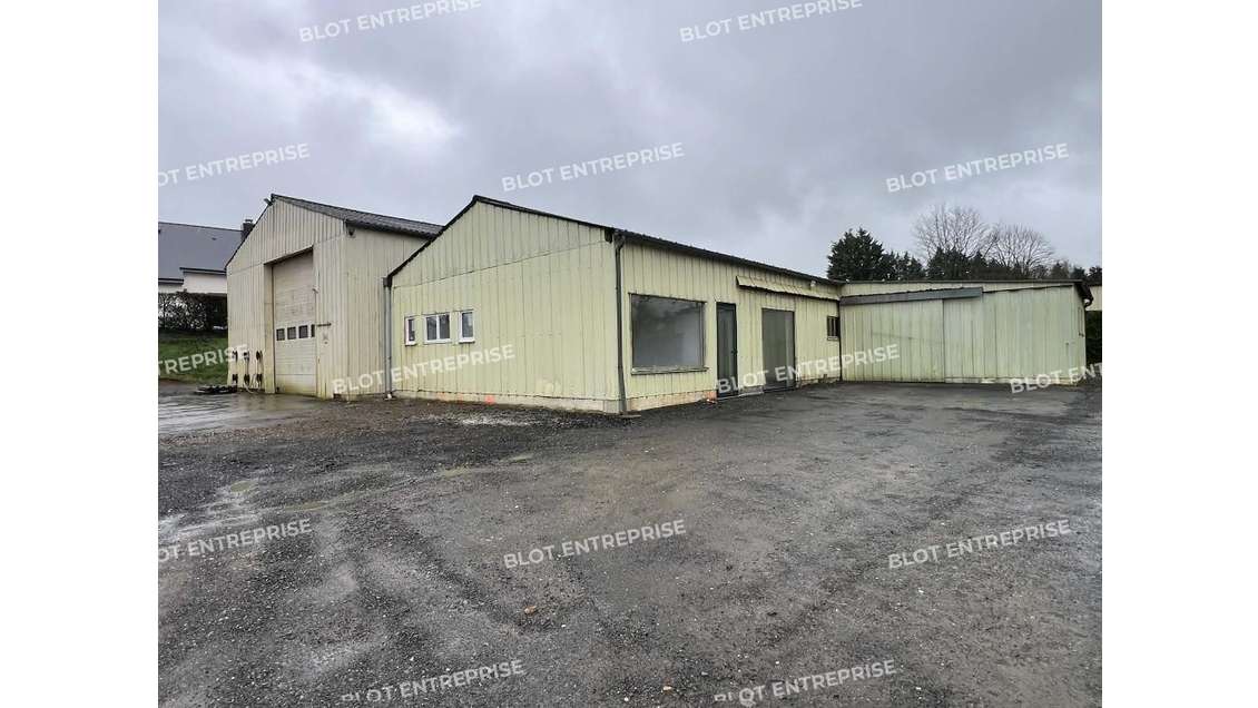 A louer local d'activités de 370m² à Lecousse