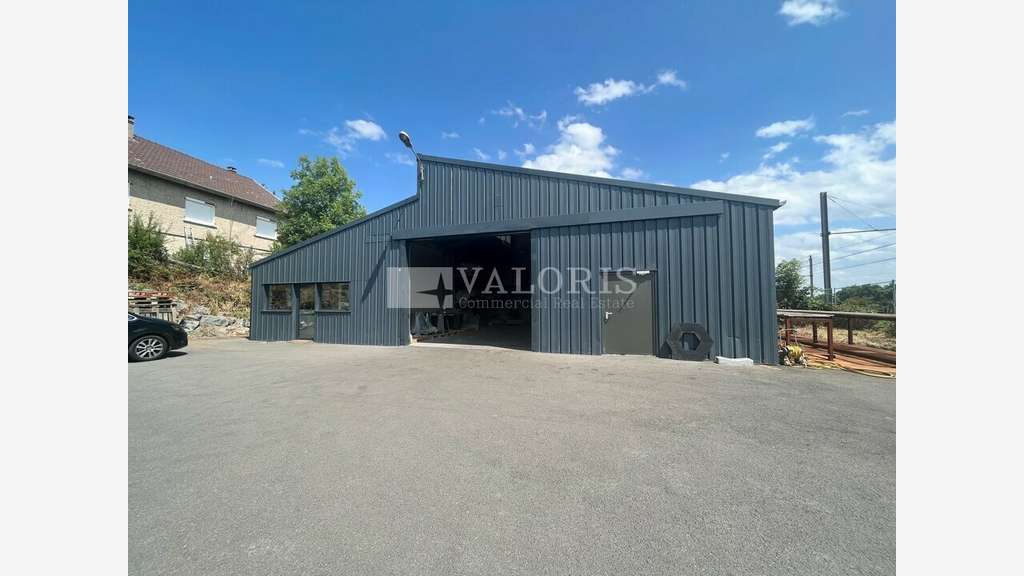 Local d'activités 584m² à louer ZI de Lentilly