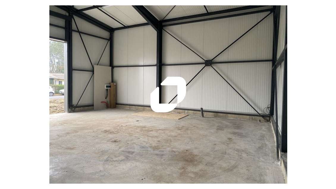 A louer Local d'activité 85m² Leognan