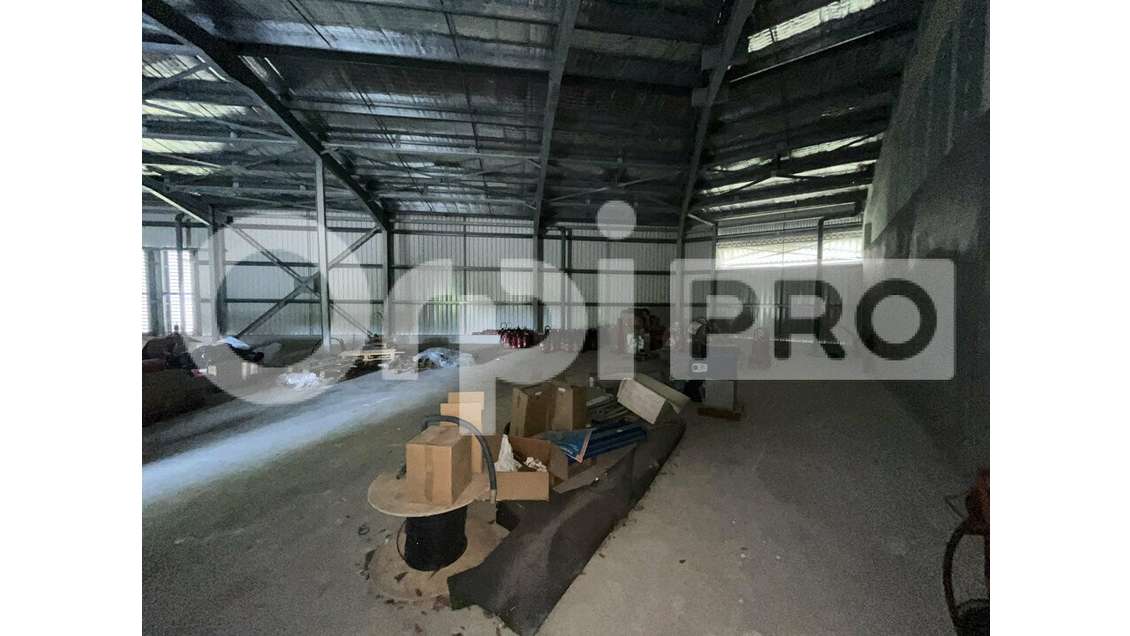 Entrepôt 175m² à louer Les Abymes Petit-Pérou