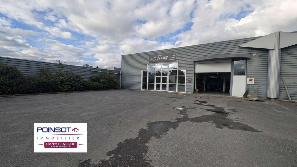 Loue local d'activité de 325m² à Juigné sur Loire