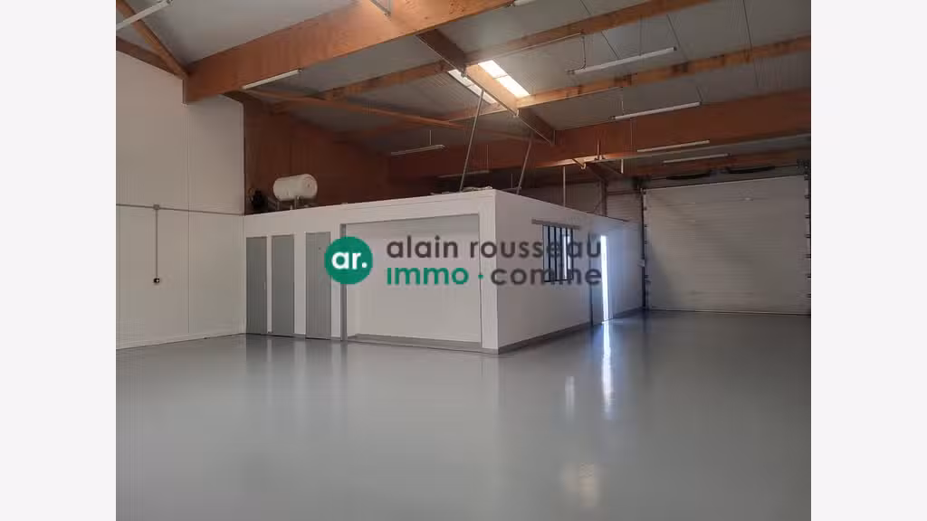 A louer local d'activité de 178m² Les Ponts-de-Cé