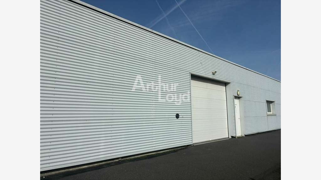 Local d'activité 260m² à louer aux Sables-d'Olonne