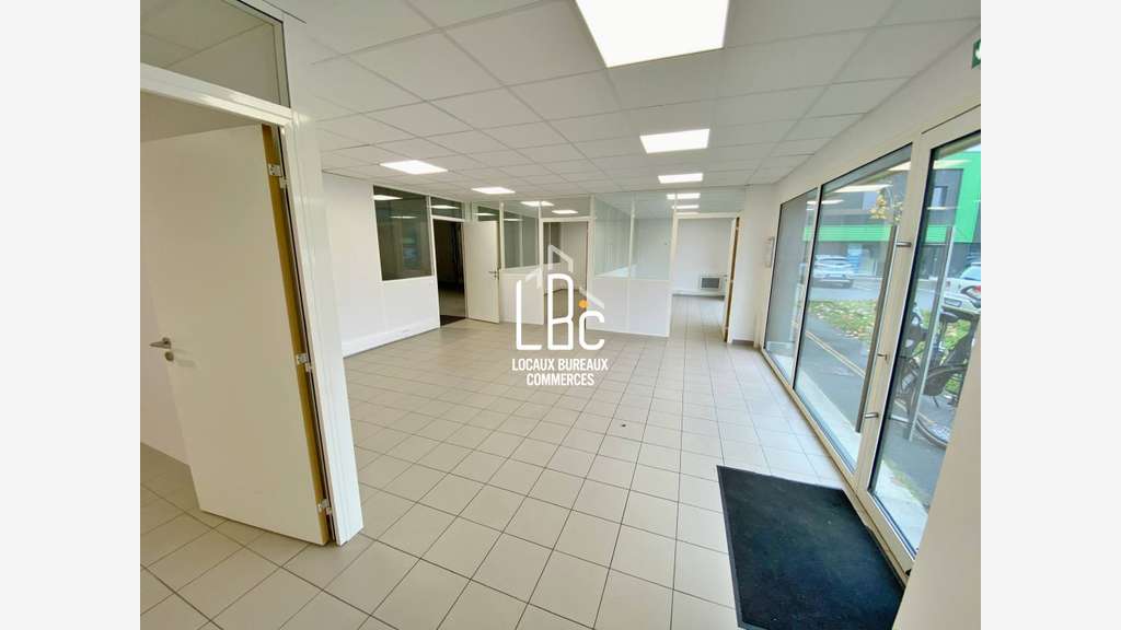 A louer local 400m² Les Sorinières ZI des Taillis