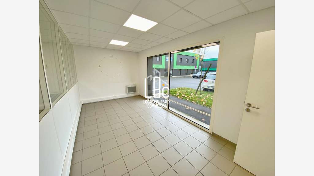 A louer local 400m² Les Sorinières ZI des Taillis