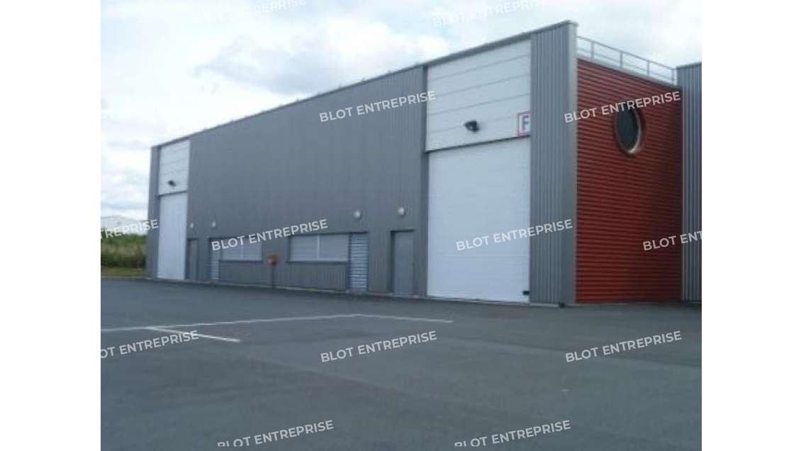 A louer locaux d'activités 1237m² Les Sorinières