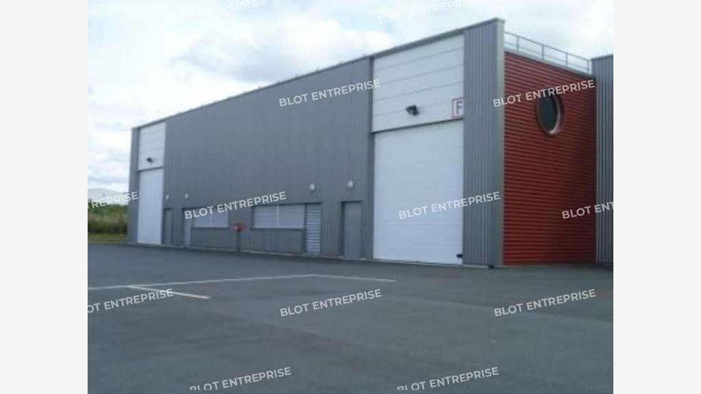 A louer locaux d'activités 1237m² Les Sorinières