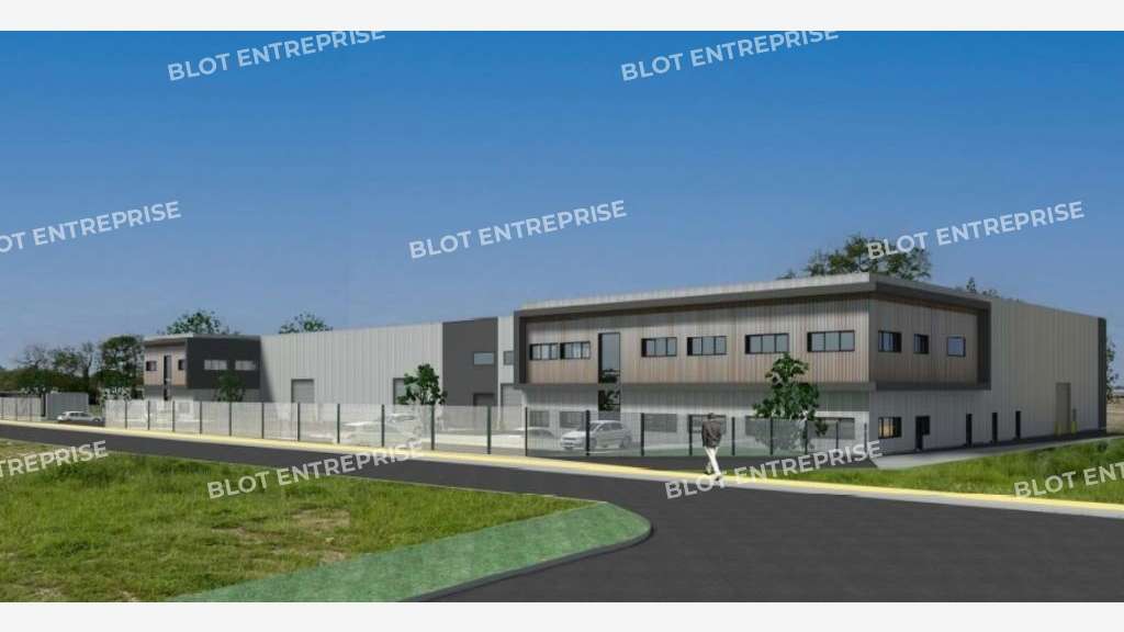 A louer locaux d'activités 4 000m² Les Sorinières